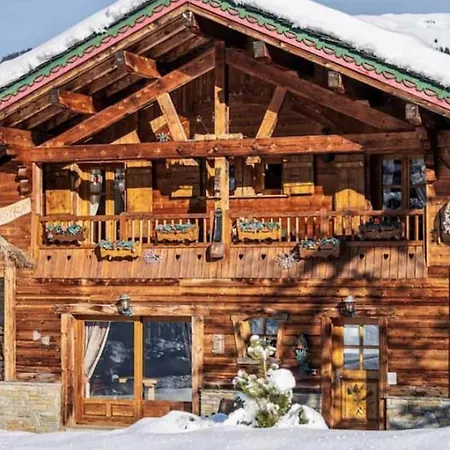 别墅 6br Chalet Close To The Village Centre Of *
